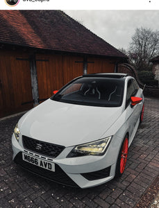 Seat Cupra with some 4D plates