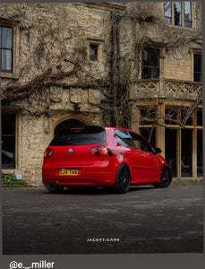 VW Golf GTI with some short 3D gel plates