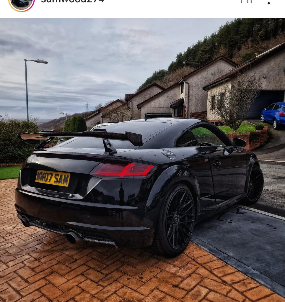 Audi TT with some short 4D plates