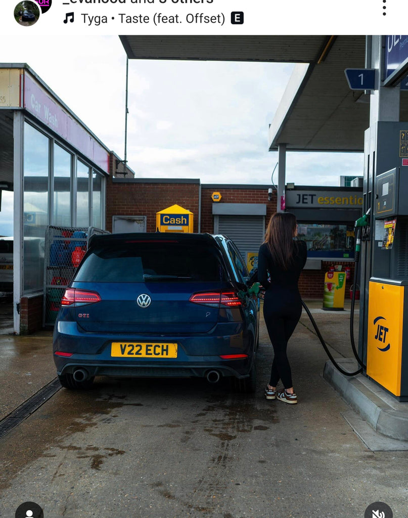 VW Golf GTI with some 3D gel plates