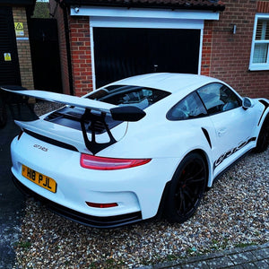 This lovely Porsche 911 Turbo with some 3D gel plates