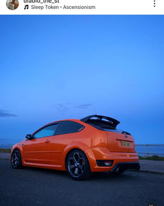 Ford Focus ST with some short 3D gel plates